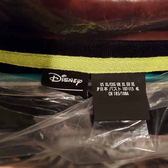 EPIC HAUNTED MANSION MADAME LEOTA  SpOOky Black Top with the "MADAME" XL Disney - Picture 5 of 8